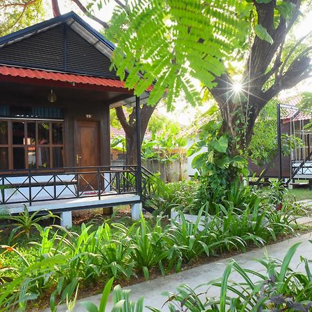 Densy Angkor Bungalow Siem Reap Exterior foto